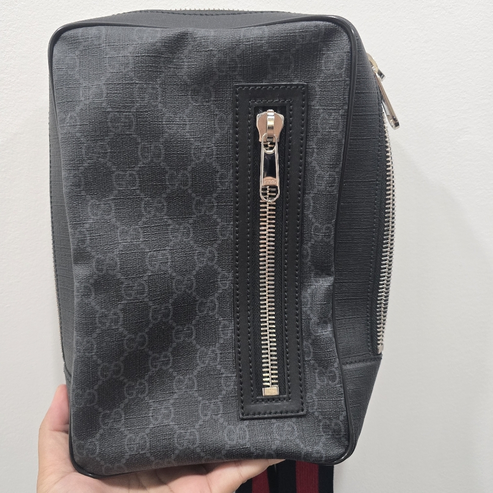 Gucci GG Supreme CANVAS Bag